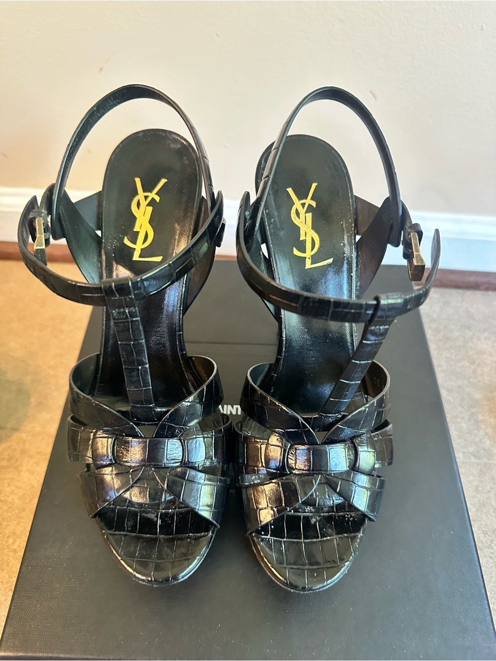 Saint Laurent Black Croc-Embossed Patent Leather Tributes - Picture 4 of 8